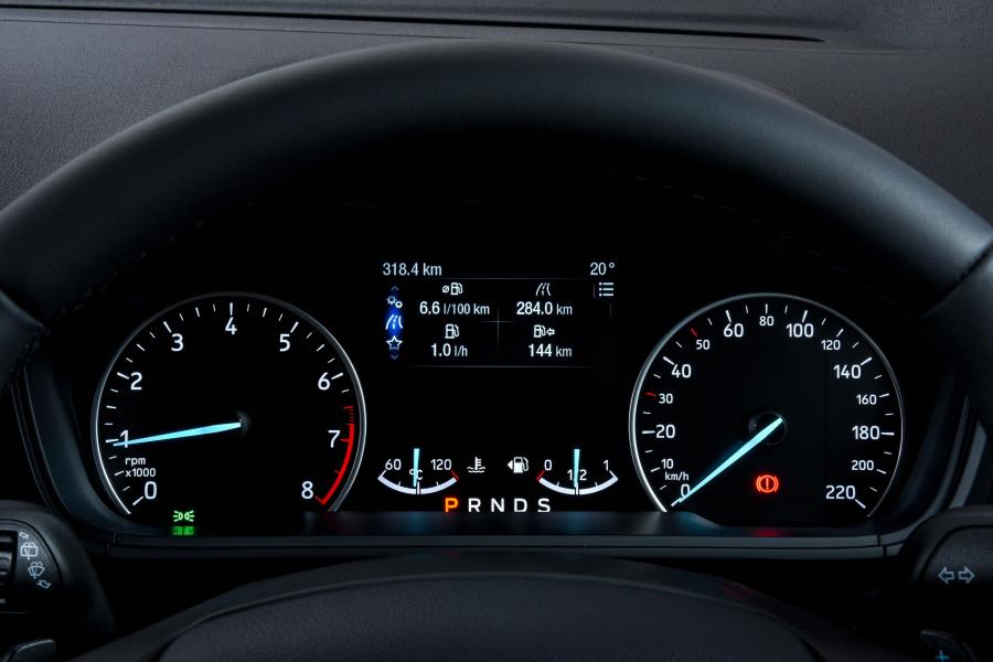 Панель приборов Ford EcoSport Titanium 2018 года  (ZA) (фото 9 из 40)